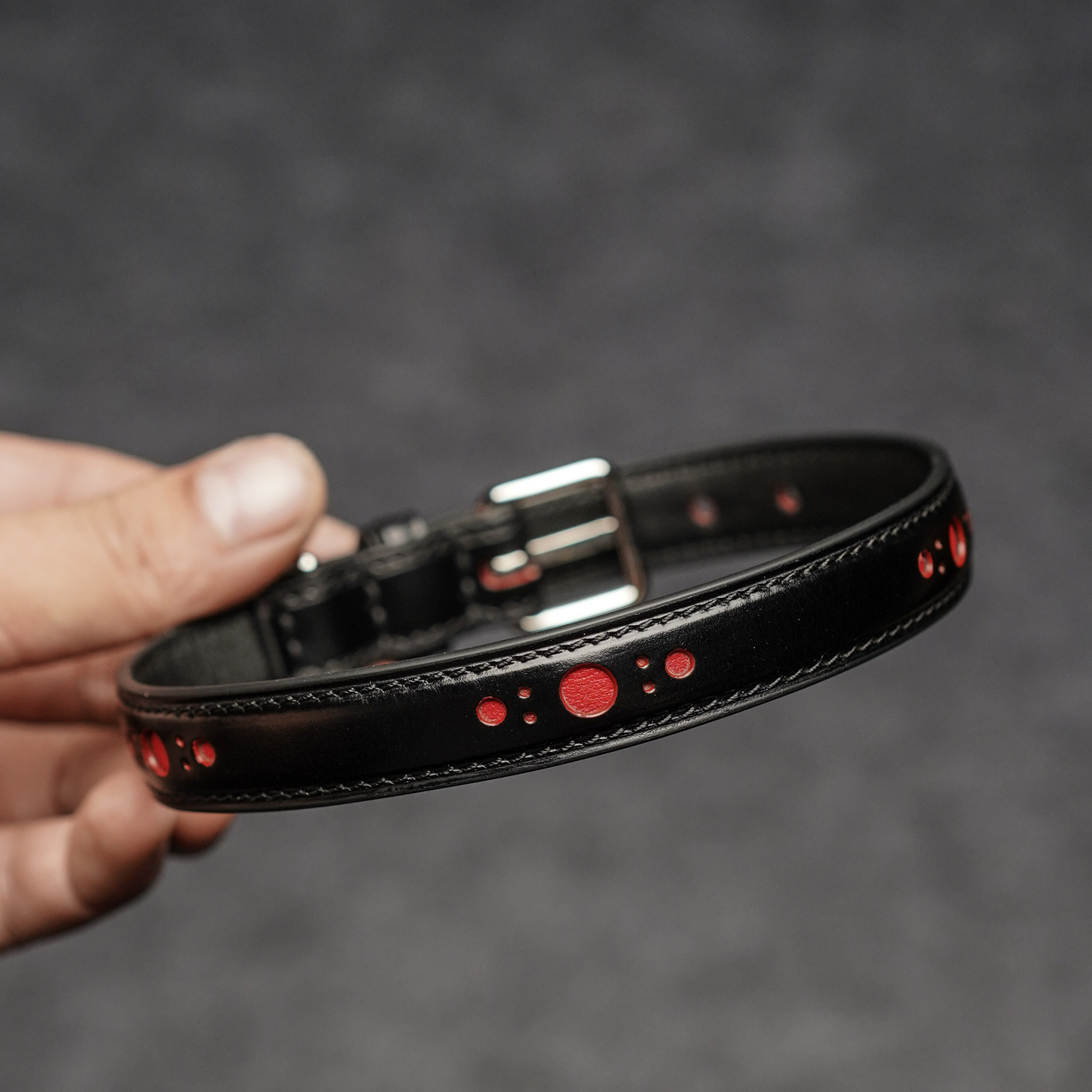 TGinger Heritage · Calf Leather Collar — Red Dot