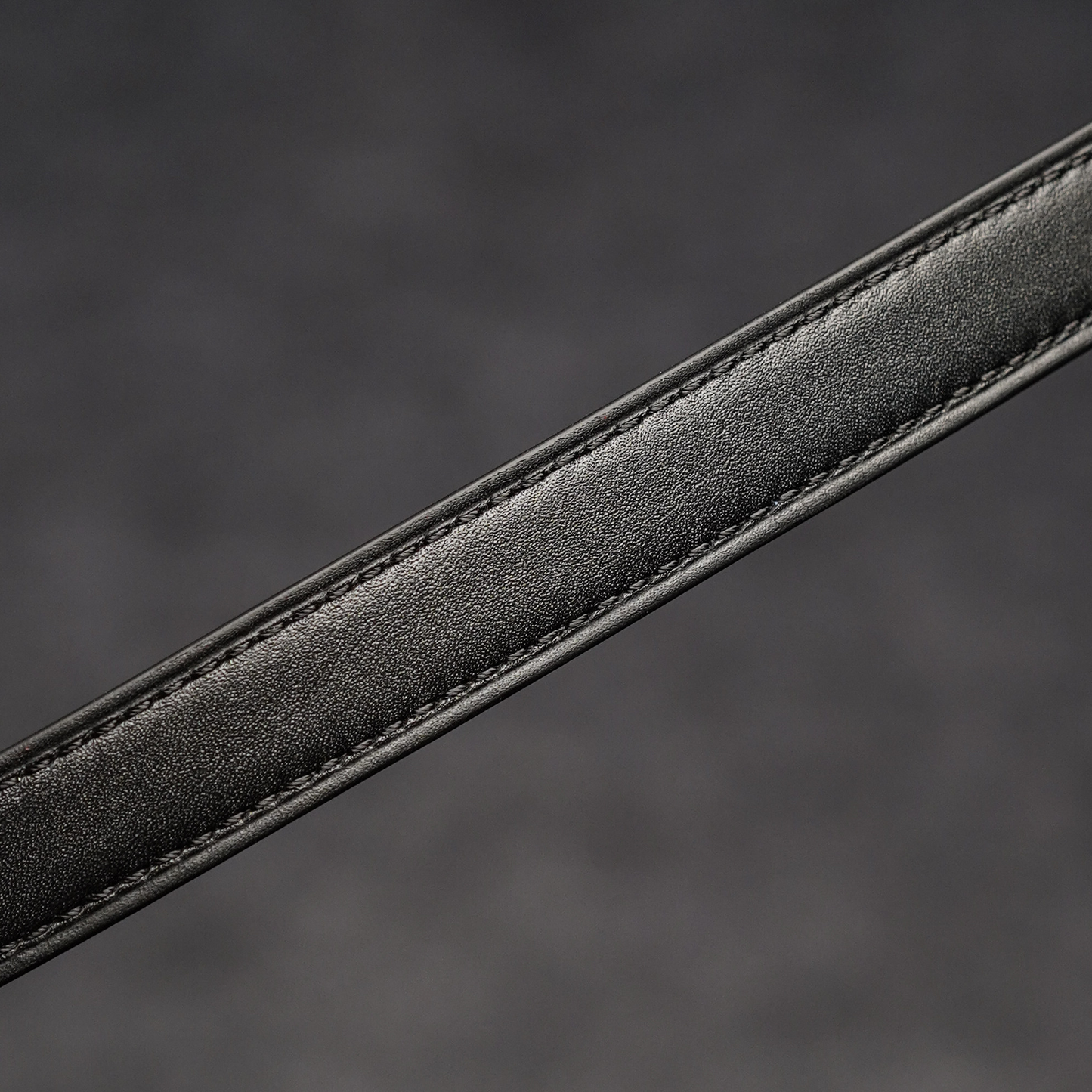 TGinger Heritage · Calf Leather Collar — Red Dot